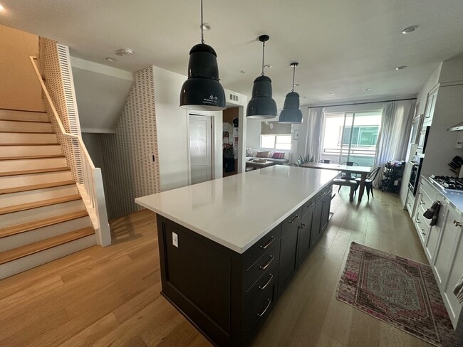Foto del edificio - 1229 Winslow Ln