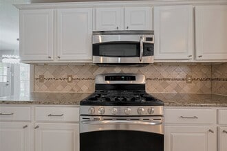 Building Photo - 1523 Brook Grove Dr