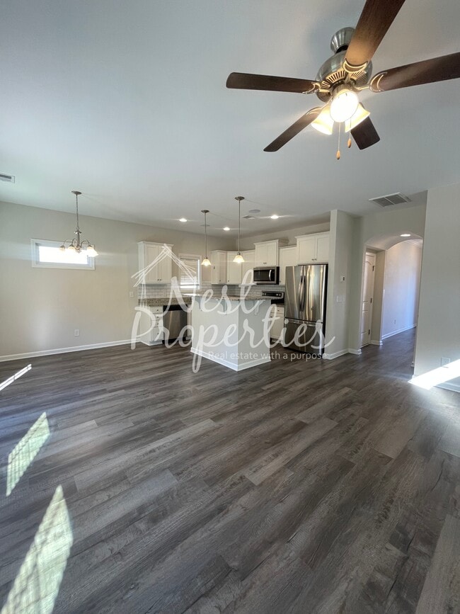 Foto del edificio - 1236 Deep Creek Rd