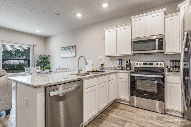 Building Photo - 1508 Farragut Way