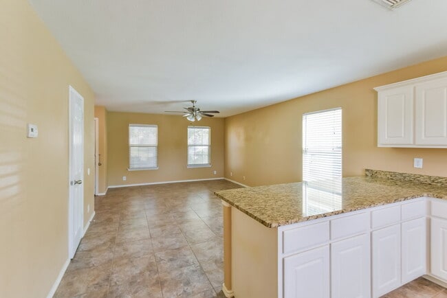 Building Photo - 5523 Red Canyon