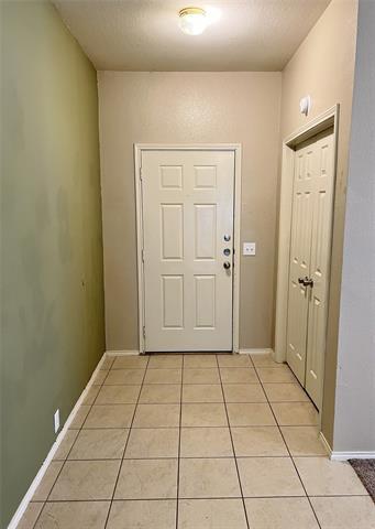 Building Photo - 3804 Luck Hole Dr