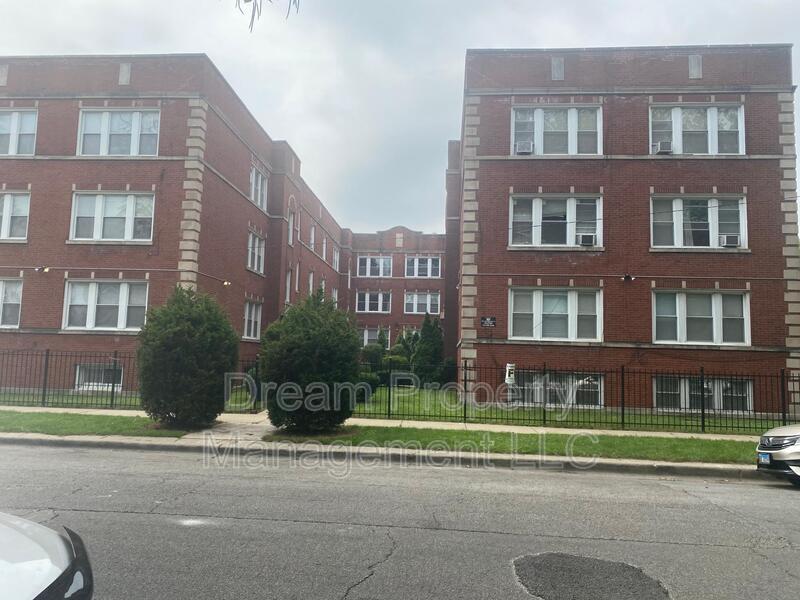 Primary Photo - 1305 E 71st Pl