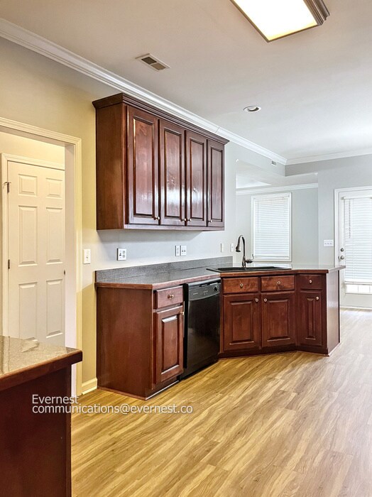 Foto del edificio - 1012 Golf View Way