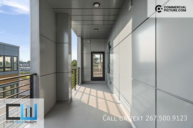 Foto del edificio - 3202 Capri Dr