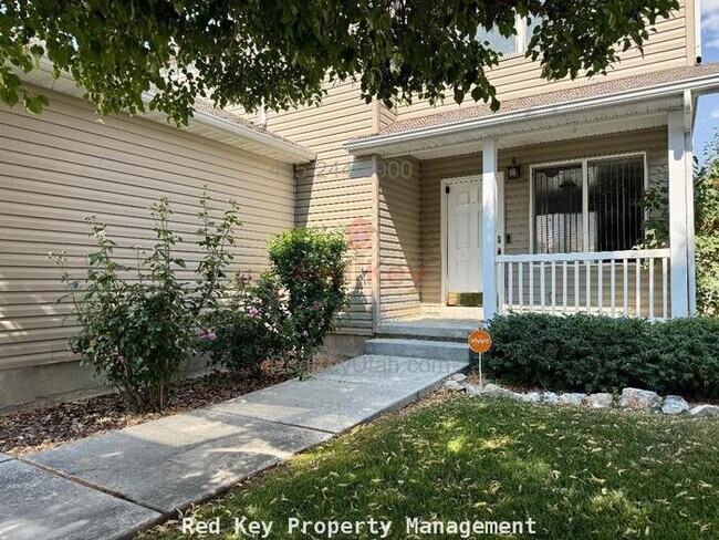 Building Photo - Crystal Bay Dr Single Family Home