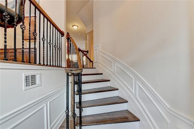 Building Photo - 777 Wexford Cove Way