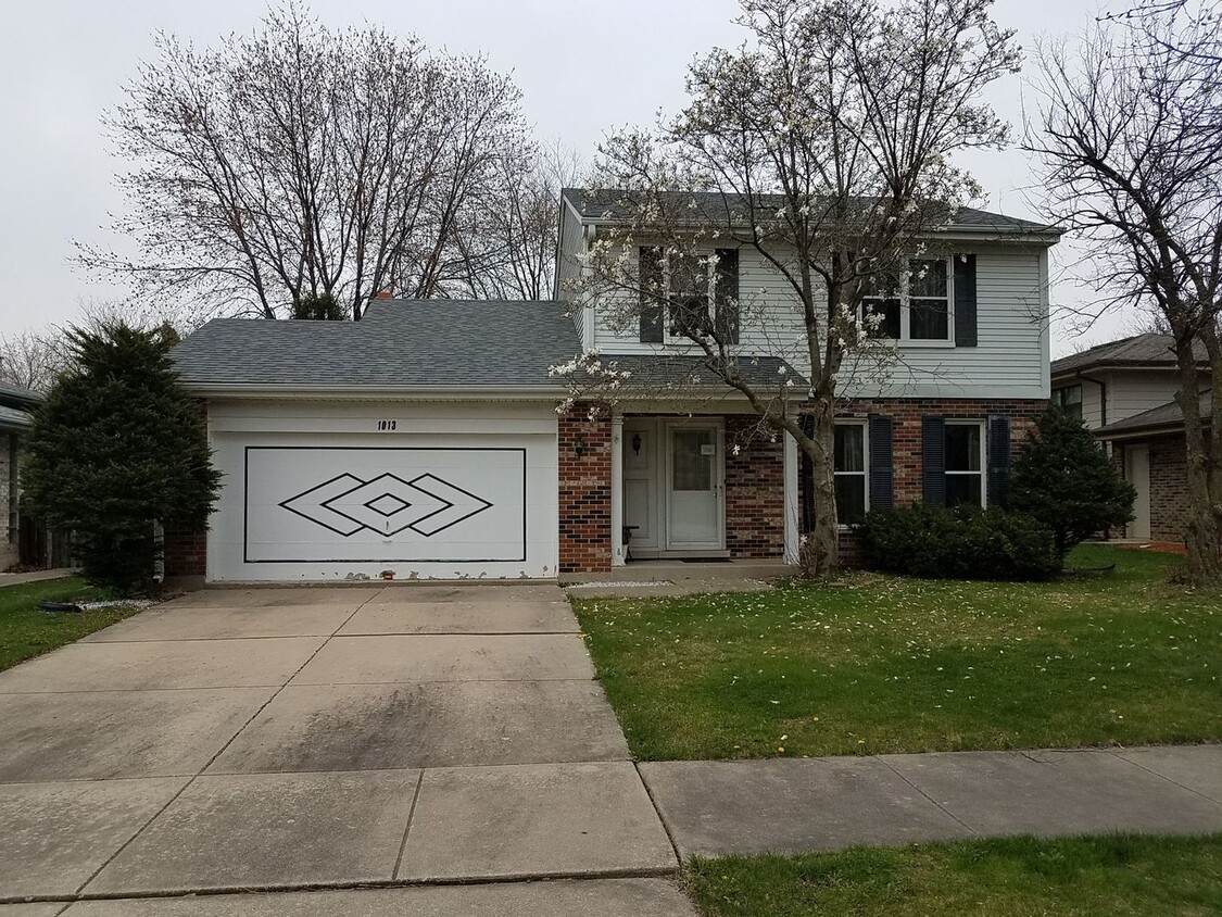 Primary Photo - 1013 Longford Dr