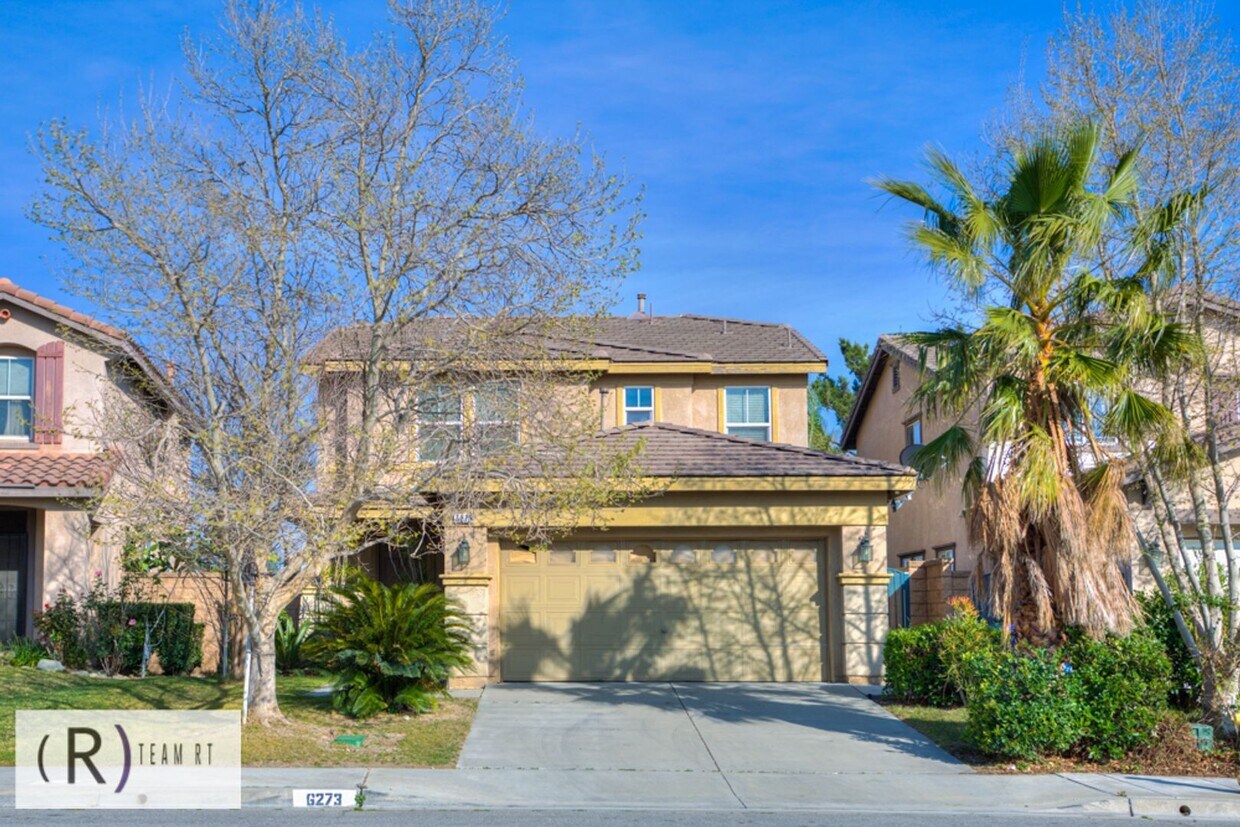 Primary Photo - Beautiful 3 Bedroom Home for Rent in Fontana
