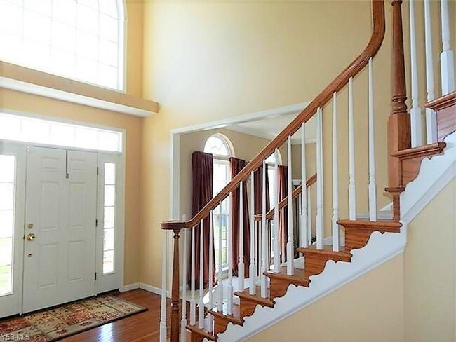 Building Photo - 4521 Hillside Dr