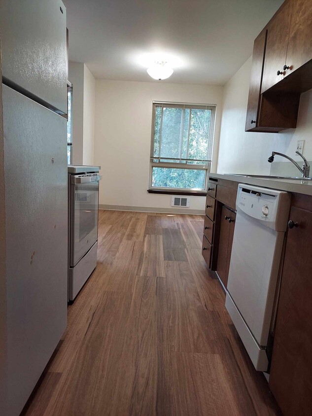 Kitchen - Legend House