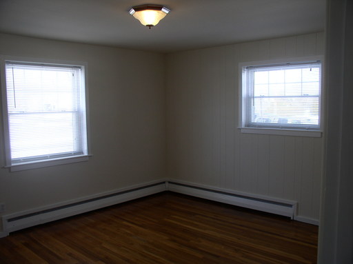 Building Photo - 405 S Glenwood St