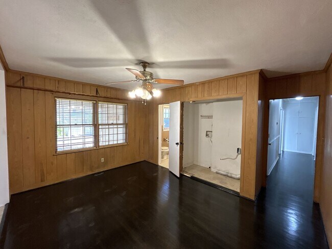 Foto del edificio - 3801 Haverhill Dr