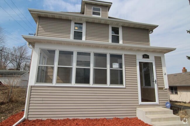 Building Photo - 389 Fairview Ave N Unit 1