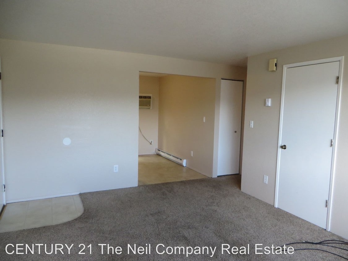 193 NW Mercy Hills Dr, Roseburg, OR 97471 Condo for Rent in Roseburg
