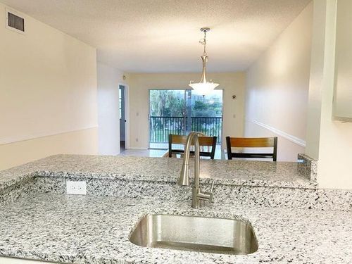 22 N Cypress Bend Dr Unit 503 Pompano Beach Fl Condo For Rent In Pompano Beach Fl Apartments Com