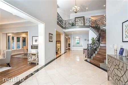 Foto del edificio - 1118 El Monte Ave