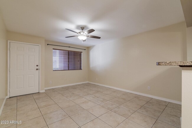 Building Photo - 3601 W Tierra Buena Ln