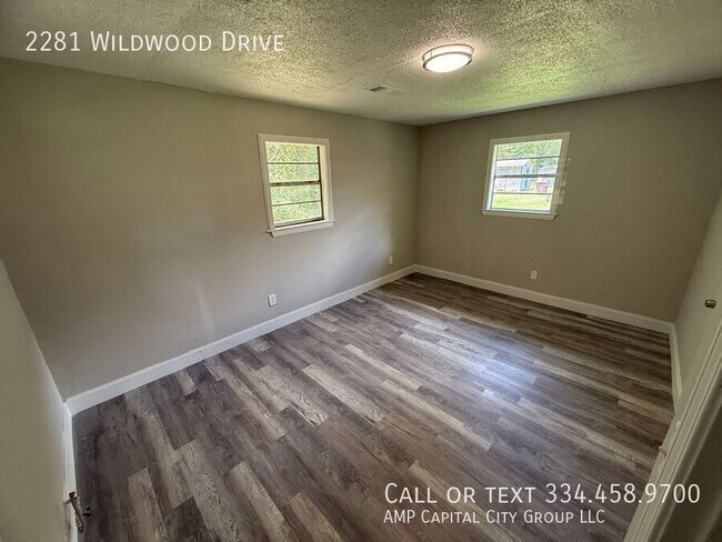 Foto del edificio - 2281 Wildwood Dr
