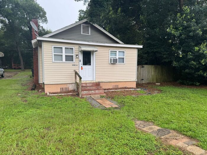 Primary Photo - Downtown Pensacola - 2 bedroom, 1 bathroom
