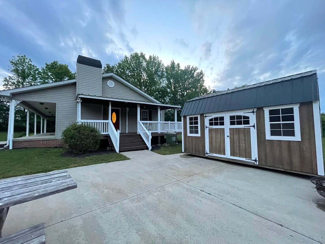 Do Not Disturb Tenants. Available 7/21/2024 - 1543 Cedar Rock Church Rd