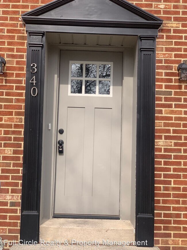 3 br, 1.5 bath House 340 S. Saint House for Rent in