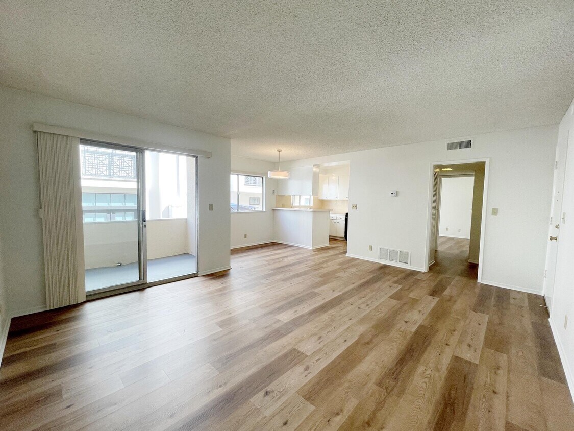 Foto principal - 290 S Oakland Ave