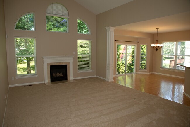Foto del edificio - 12584 Autumn Gate Way