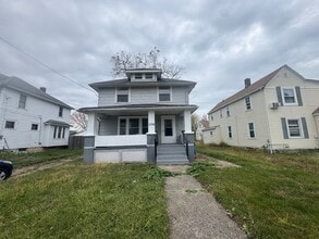 Building Photo - 1334 Brownell Ave