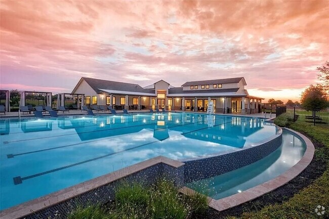 Pool and community center - 9829 Heritage Run Ln