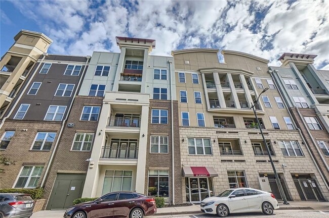 Building Photo - 390 17th St