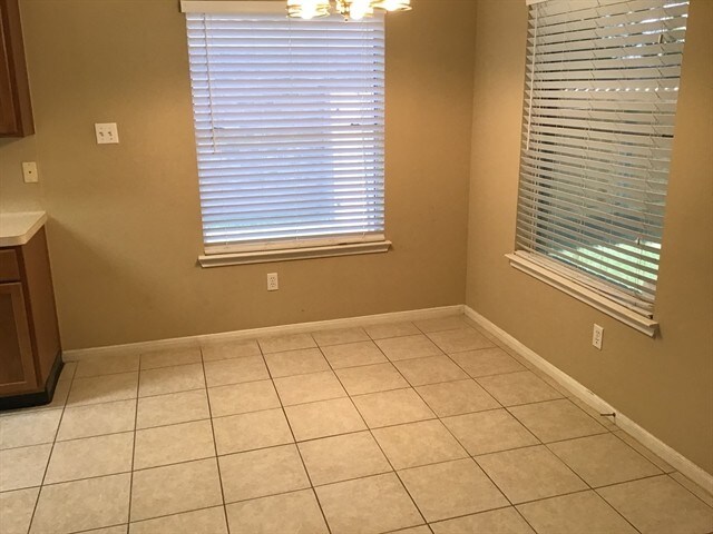 Foto del edificio - 17114 Pecan Acres Dr