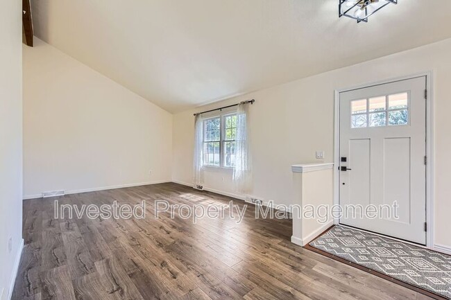 Building Photo - 3915 E Jamison Pl