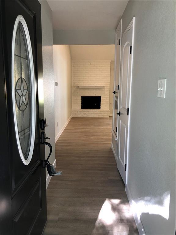 Foto del edificio - 4800 Pewter Ln