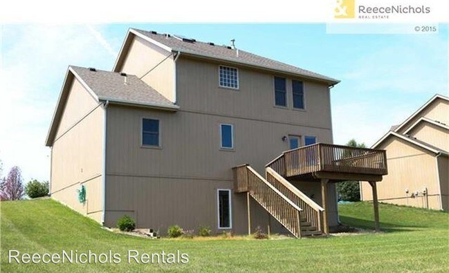 Building Photo - 806 NW 109th Ct