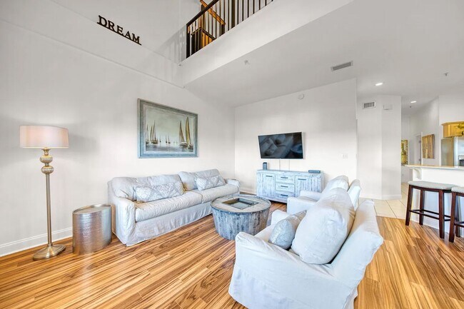 Foto del edificio - Fully furnished 3-Bedroom in The Plaza of Destin