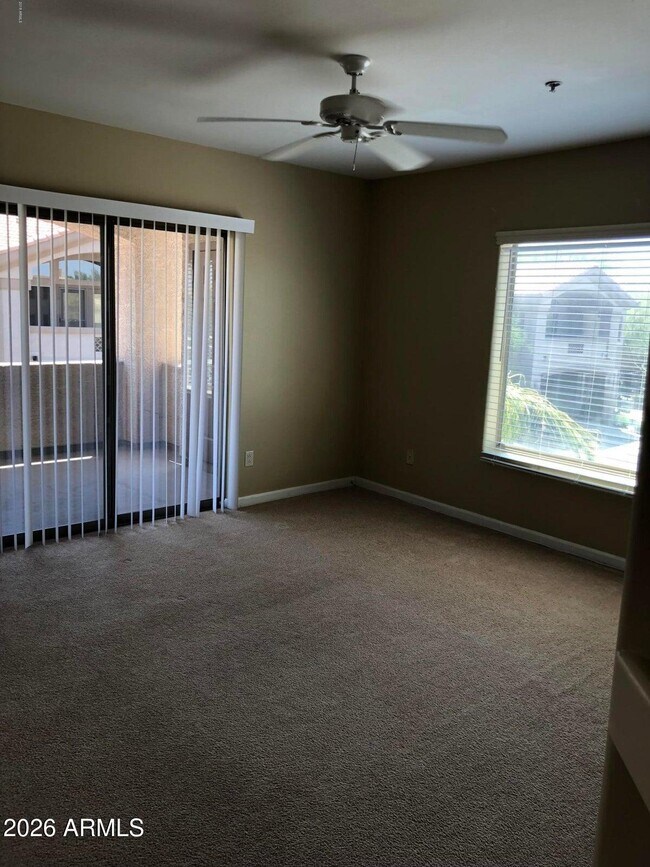 Foto del edificio - 14000 N 94th St