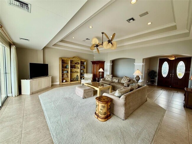 Building Photo - 376 W Royal Flamingo Dr