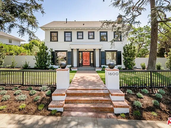 Foto principal - 1600 N Ogden Dr