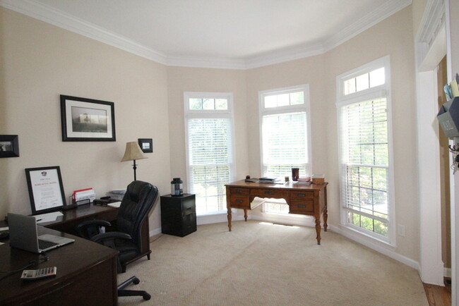 Foto del edificio - 980 Summerfield Drive, Cumming, GA 30040