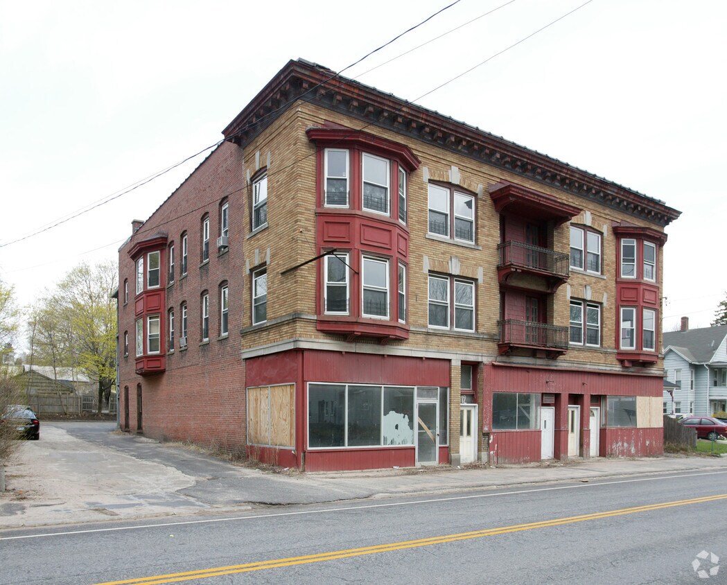 Building Photo - 408-412 S Main St