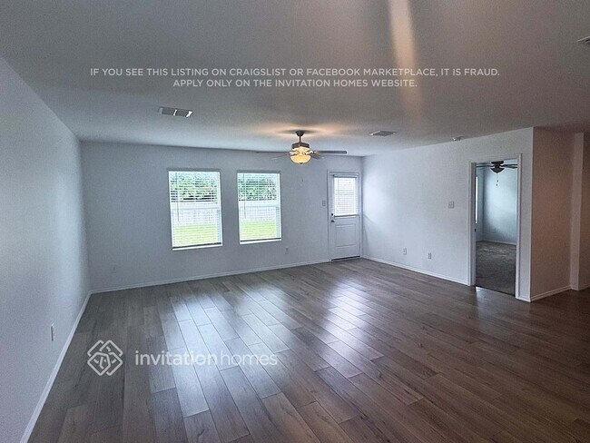 Foto del edificio - 1320 Haymarket Rd