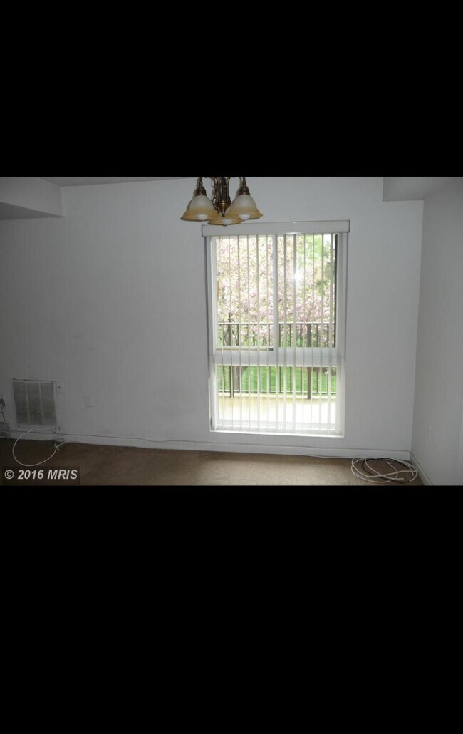 Building Photo - 13205 Dairymaid Dr