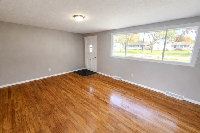 Foto del edificio - 19700 Newton Ave