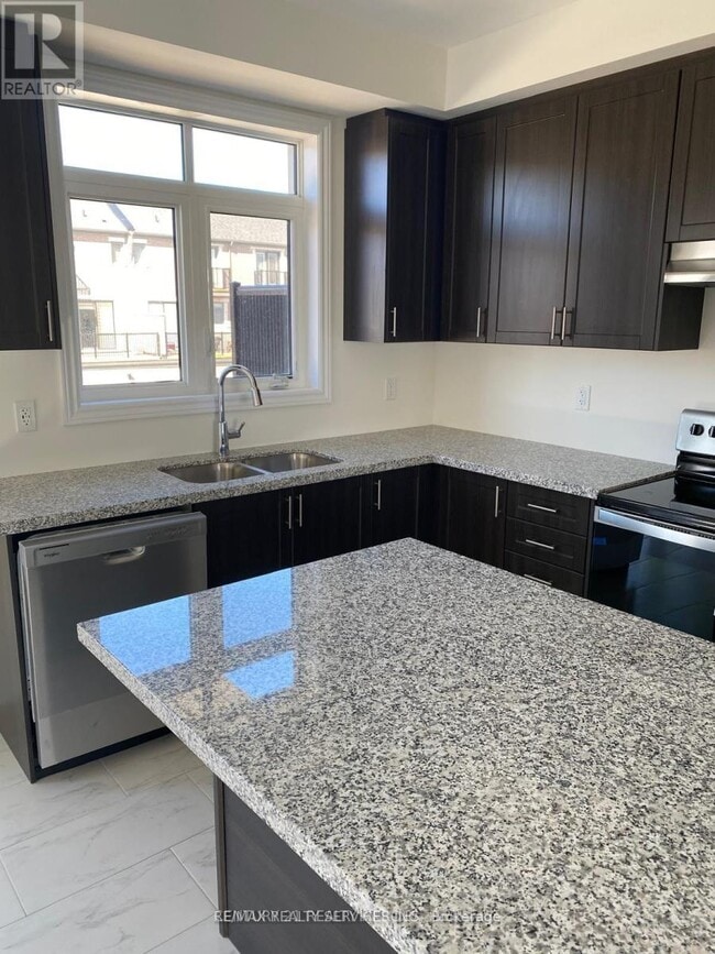 Building Photo - 12348 McLaughlin Rd