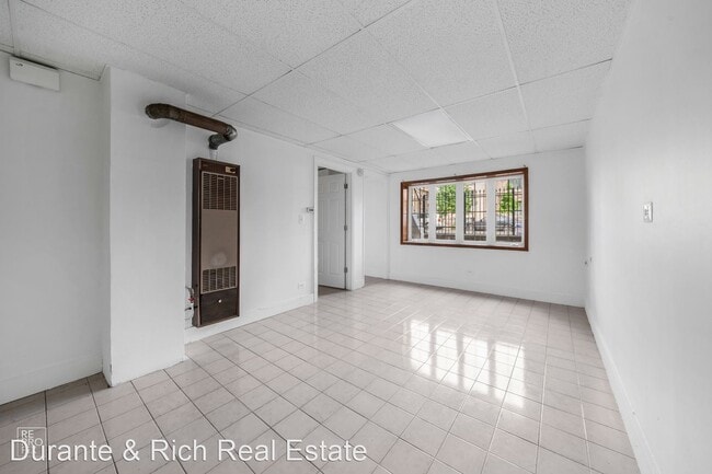 Building Photo - 2 br, 1 bath House - 3116 S. Normal Ave. G...