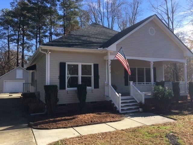 Building Photo - 123 Forest Green Dr