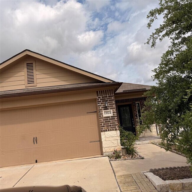 Building Photo - 13524 William Mckinley Wy