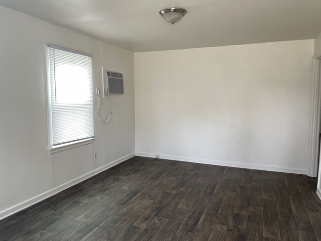 Foto del edificio - 1510 Sloan St