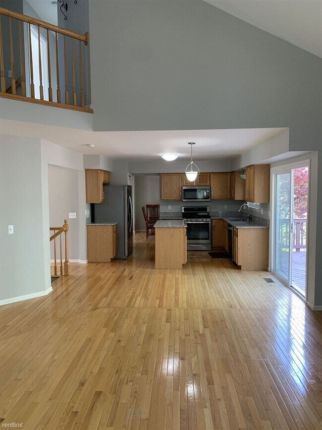 Foto del edificio - 5 br, 3.5 bath House - 197 Columbia Dr